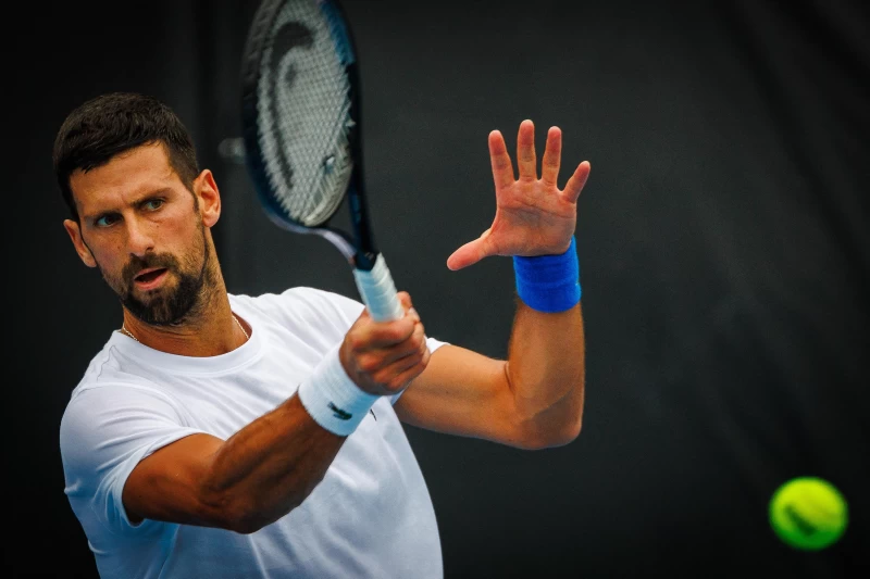 前球王喬科維奇(Novak Djokovic)準備在ATP250的布里斯本網賽展開新賽季的比賽。法新社