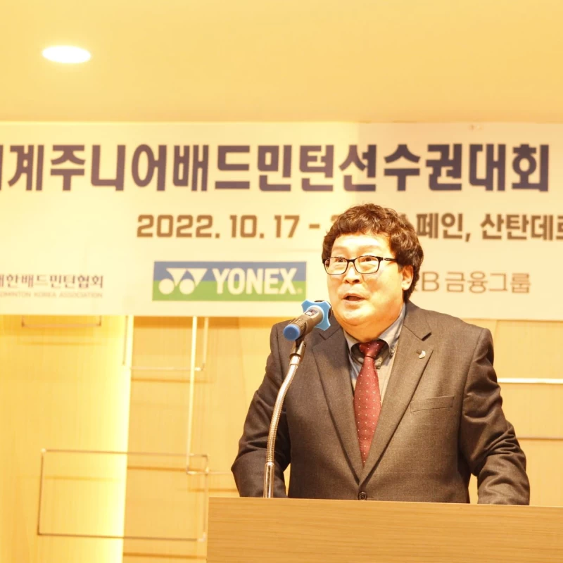 南韓體育部二度要求羽協會長金澤圭請辭。摘自金澤圭臉書