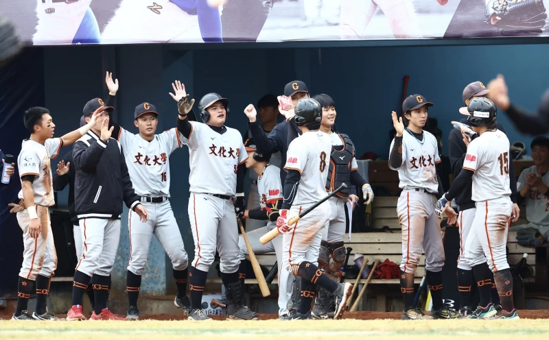文化大學中斷2連敗開張8強複賽首勝。大專體總提供