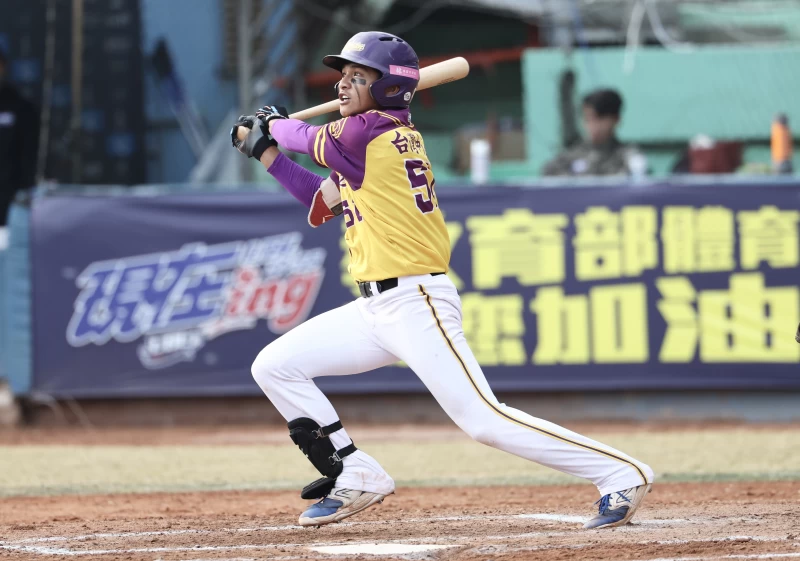 開南葉駿宏貢獻2分打點。大專體總提供