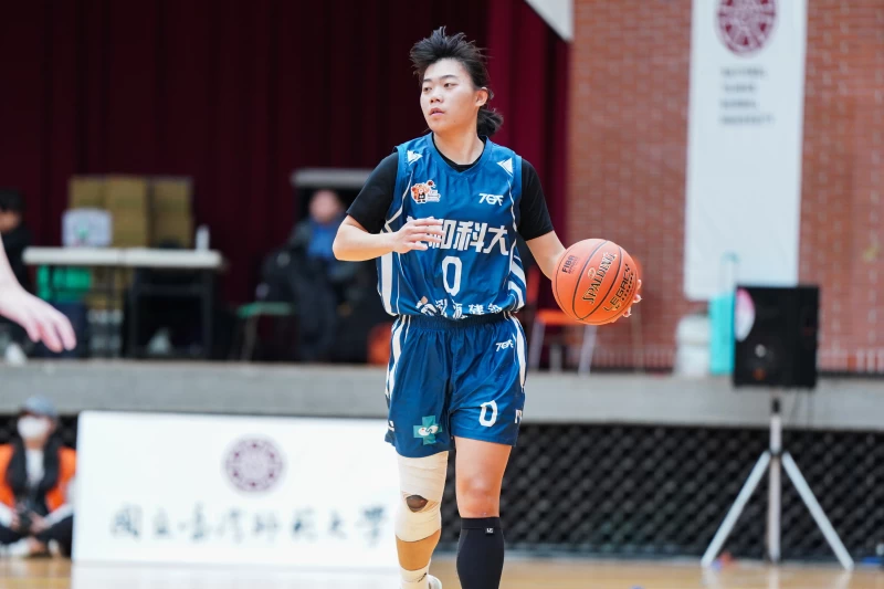 美和科大許可欣攻下19分7籃板。大專體總提供