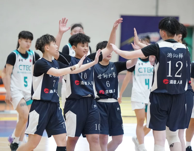 世新驚險戰勝中信。大專體總提供