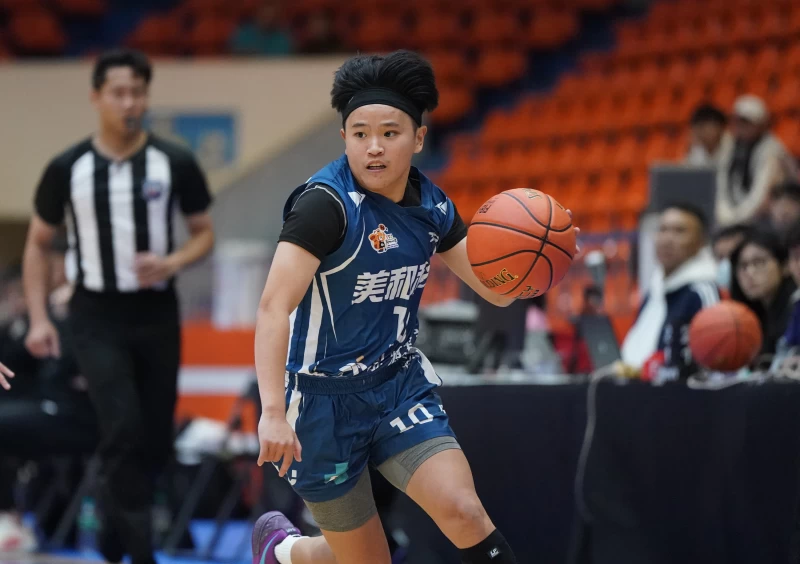 美和黃羽婷全隊最高15分。大專體總提供
