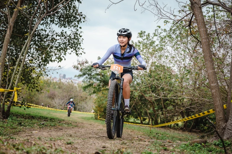 曾晴喜歡登山車賽事的氛圍直接喊話三場Gravel Fundo通通都要報名。輪動台灣運動協會提供