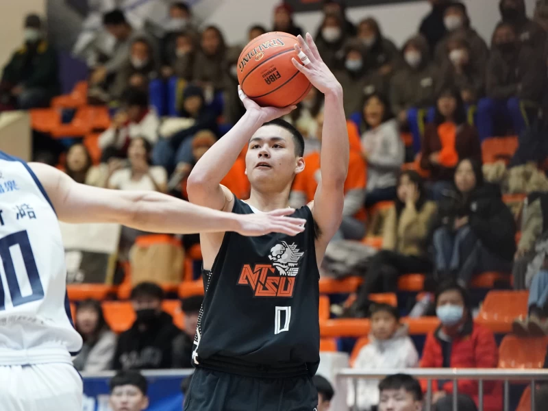 國立體大林睿軒17分8籃板。大專體總提供