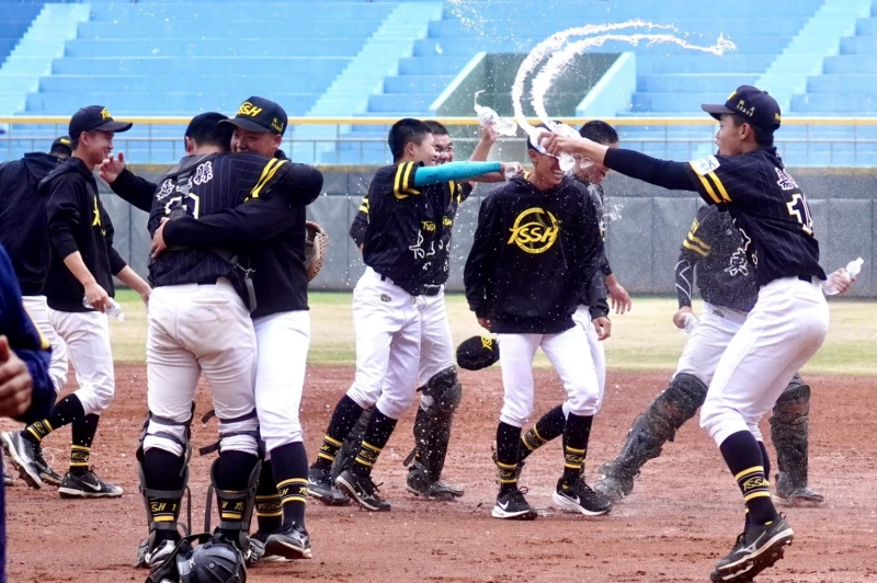 東石再演驚奇久違15年進4強。大會提供
