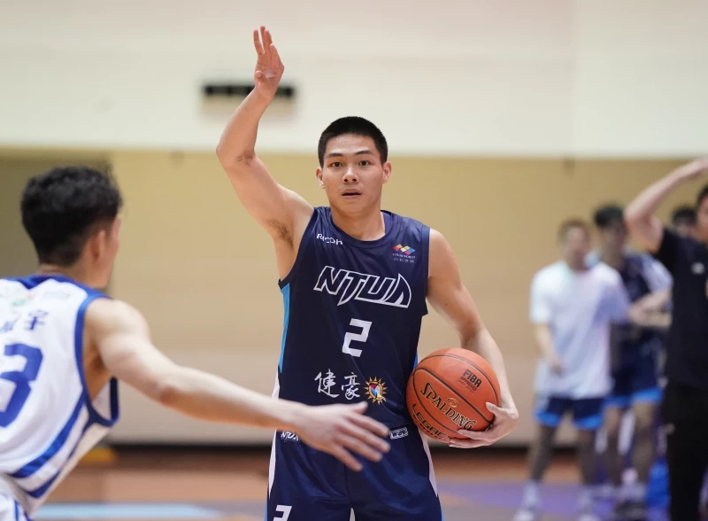 臺藝王威翔18分7助攻。大專體總提供
