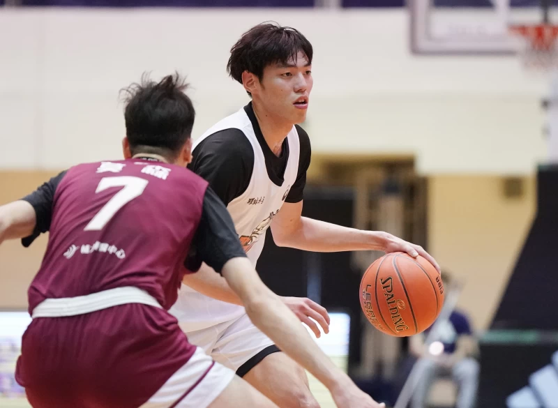 國體胡晉豪9分7籃板第四節單節演出兩次灌籃。大專體總提供