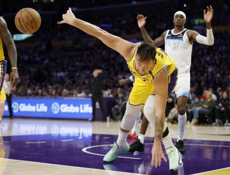 唐西奇(Luka Doncic)再掛傷號。法新社