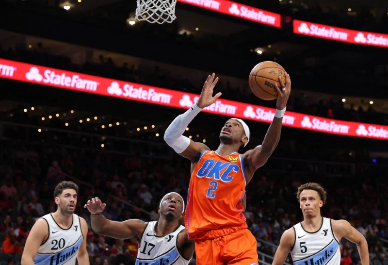 年度MVP熱門候選亞歷山大(Shai Gilgeous-Alexander)除了自身數據驚人,亦能帶領雷霆贏球。法新社