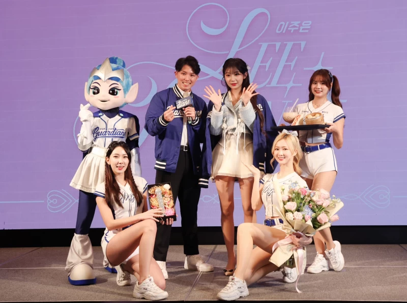 Fubonangels與應援,團為李珠珢獻上祝福。官方提供