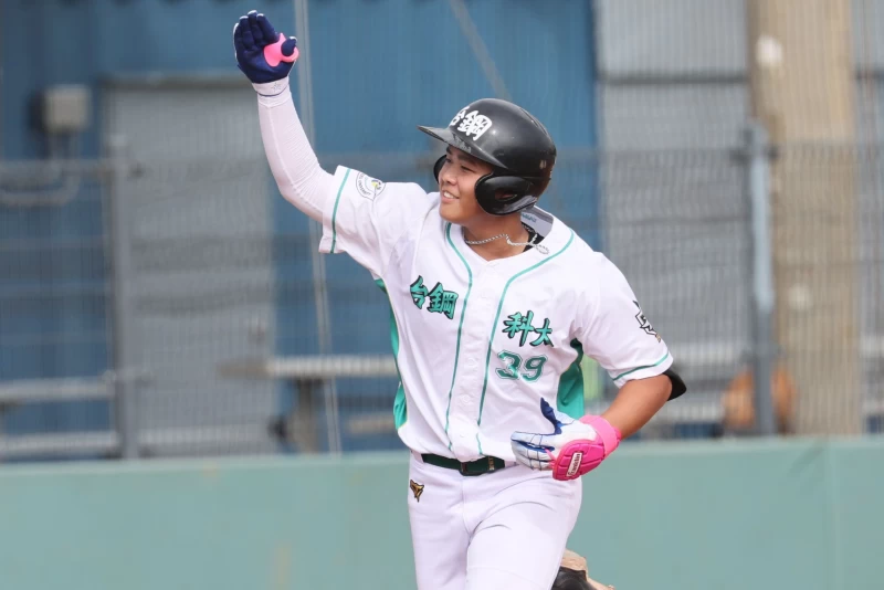 楊勝允扛出3分彈穩定戰局。大專體總提供