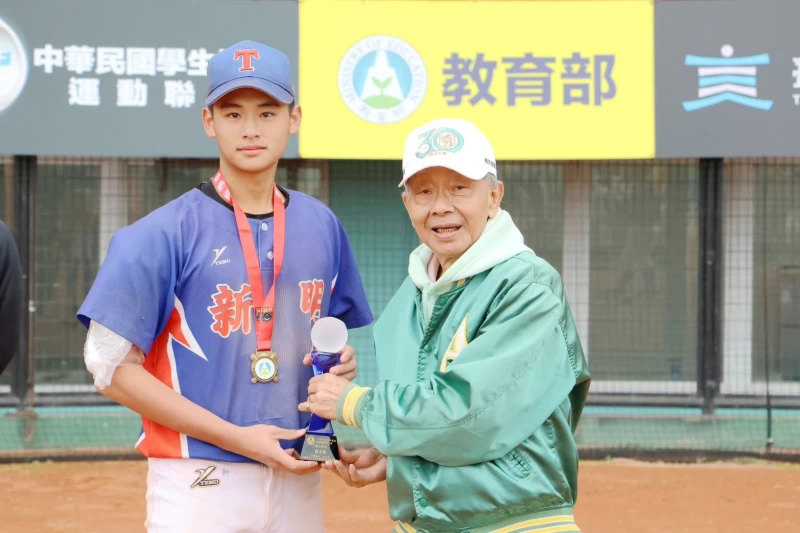 林軒後援5局僅被敲出3安打無失分拿下Mvp大獎。大會提供