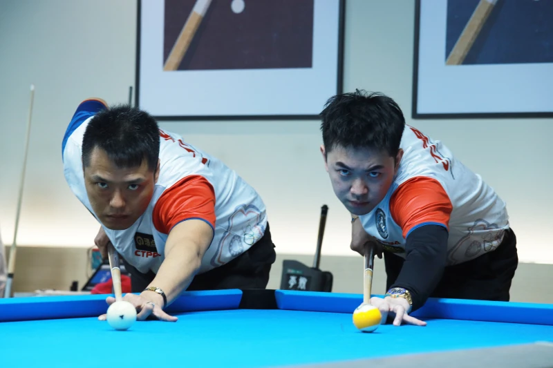 世界運動會男子撞球項目台灣國手張榮麟(左)與吳坤霖。圖片取自Ctpba 