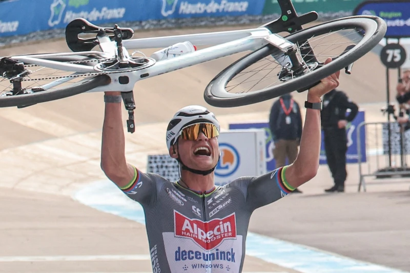 荷蘭車手范德普爾（Mathieu van der Poel）呼籲巴黎-魯貝古典賽大會嚴懲暴力行為。法新社