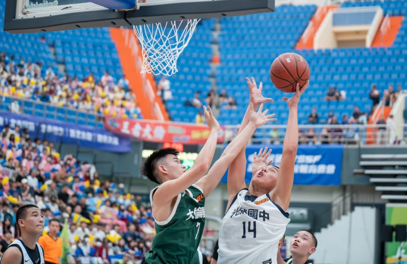 光榮秦瑞榆23分20籃板生涯雙新高首度雙20。高中體總提供