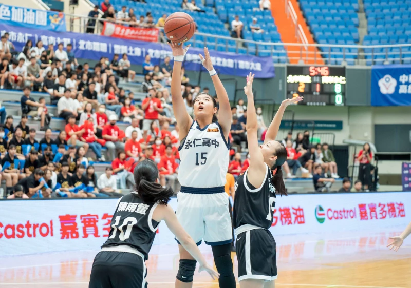 永仁喬麗爾3犯仍轟37分29籃板準雙30首度0失誤。高中體總提供