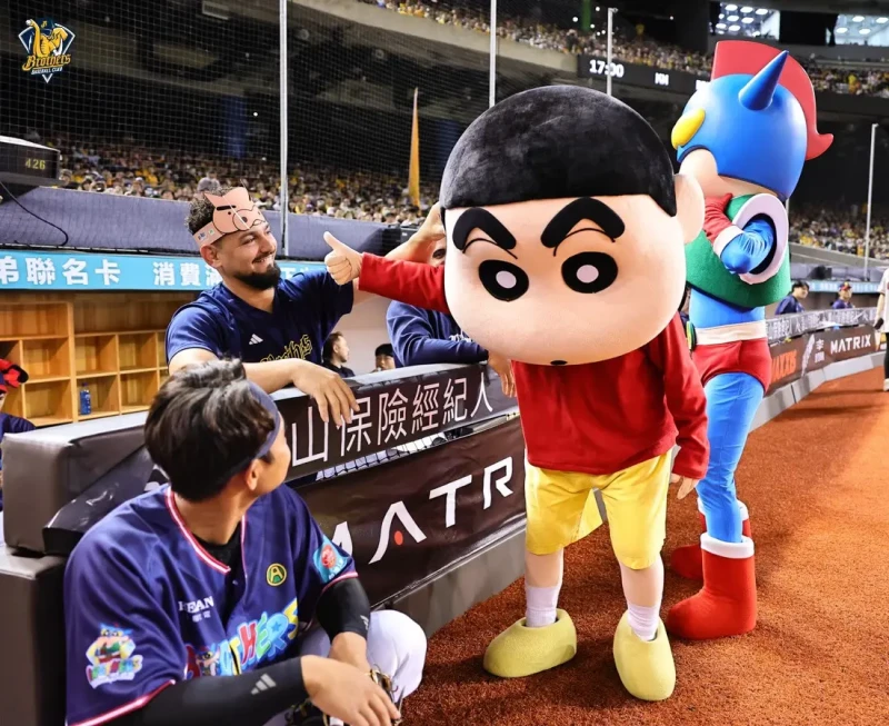 中信兄弟蠟筆小新主題日。中信兄弟提供