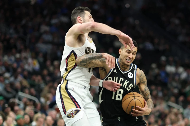 公鹿前鋒庫茲馬（Kyle Kuzma）全場出賽21分34秒，數據卻全掛零。法新社