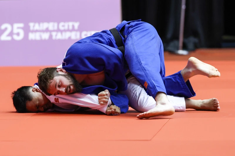 盧卡斯最後一場以壓制獲勝。大會提供