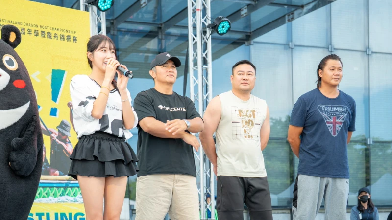 高人氣韓國啦啦隊女神安芝儇出席開幕活動。高雄市運發局提供
