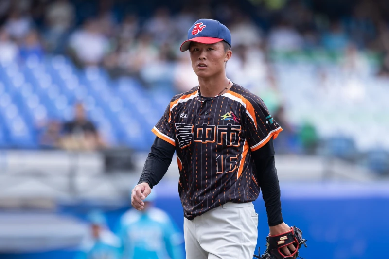 王奕翔後援3.1局奪冠軍戰勝投。中華棒協提供