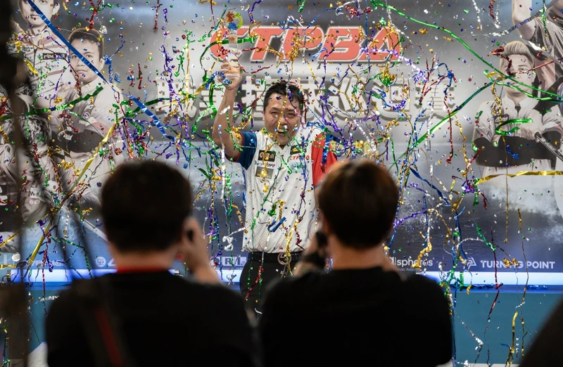 火雲邪神張榮麟歡喜奪冠。取自Ctpba