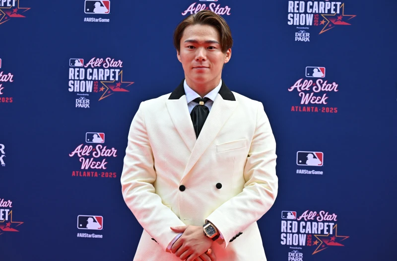 山本由伸超狂名錶要價近8百萬。法新社