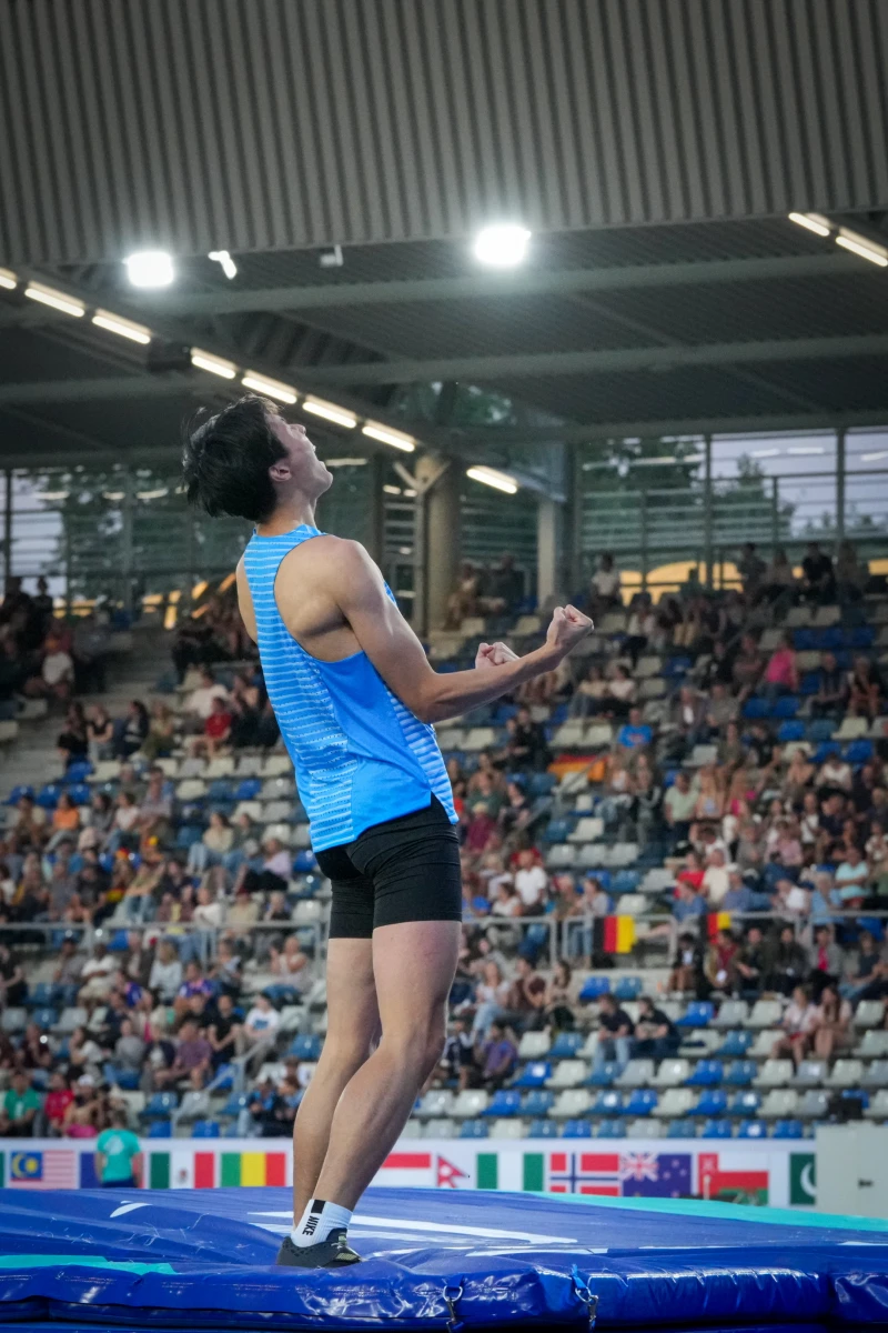 傅兆玄前五跳都順利跳過。大專體總提供