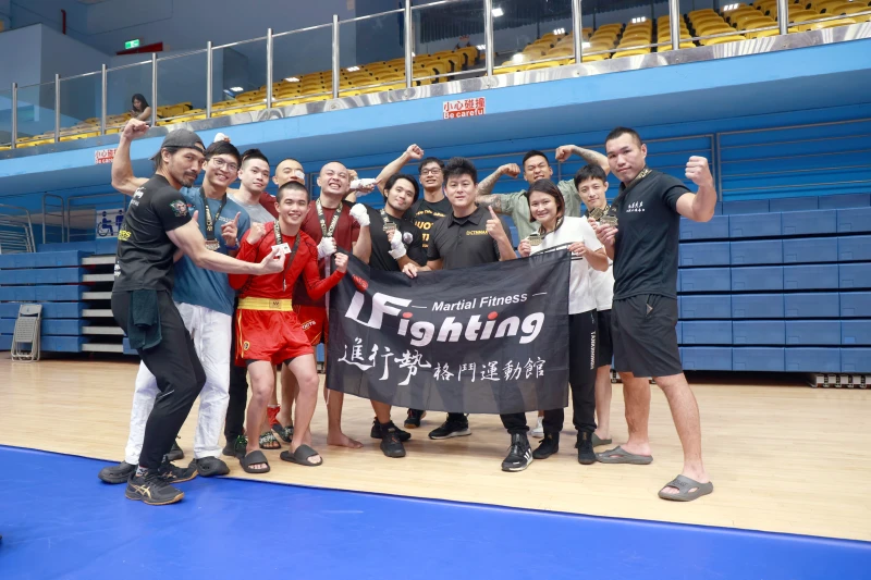 Ifighting這次拿下五組冠軍。中華民國綜合格鬥協會提供