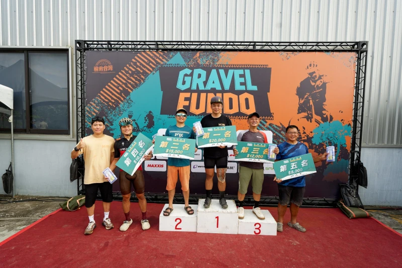 2025 Gravel Fundo台南年終站 F.K.S車隊拿下年度總錦標。輪動台灣運動協會提供