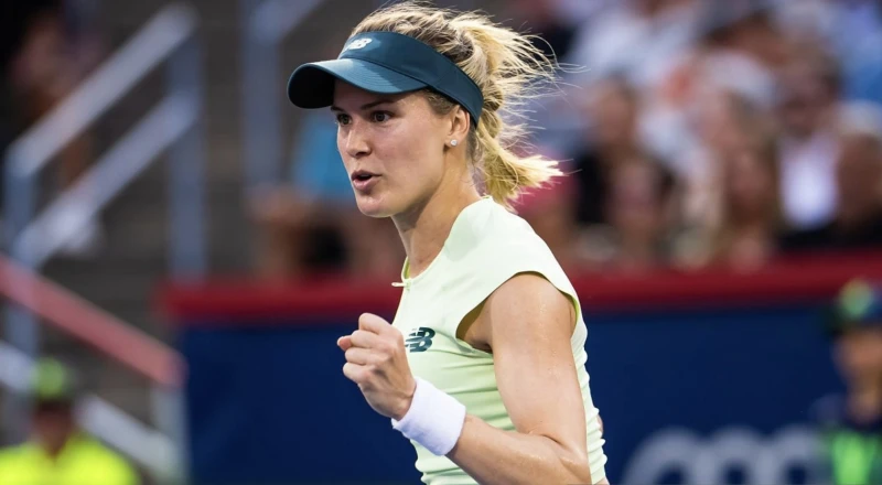 加拿大網球甜心布夏（Eugenie Bouchard）拿下兩年來首勝。摘自推特