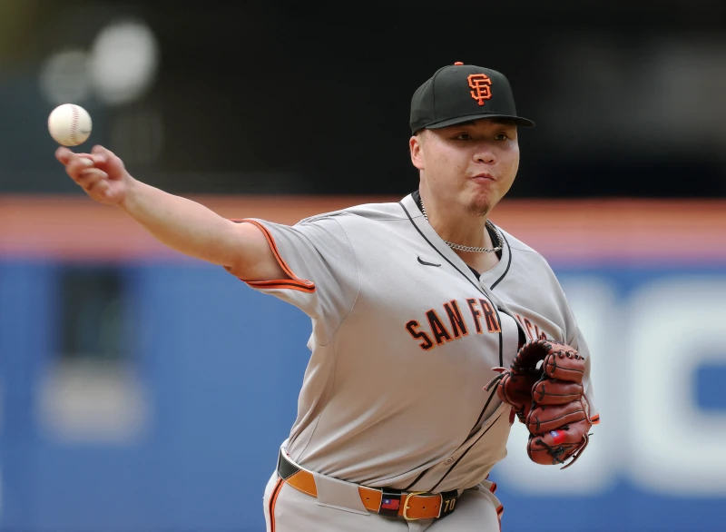 鄧愷威先發3.1局失5分飆4K。法新社