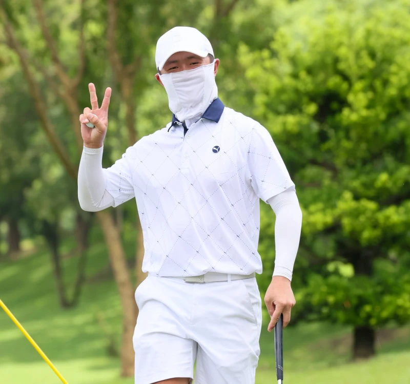 謝旻軒首回合以70桿-2暫並列第三。Tpga／林聖凱攝影
