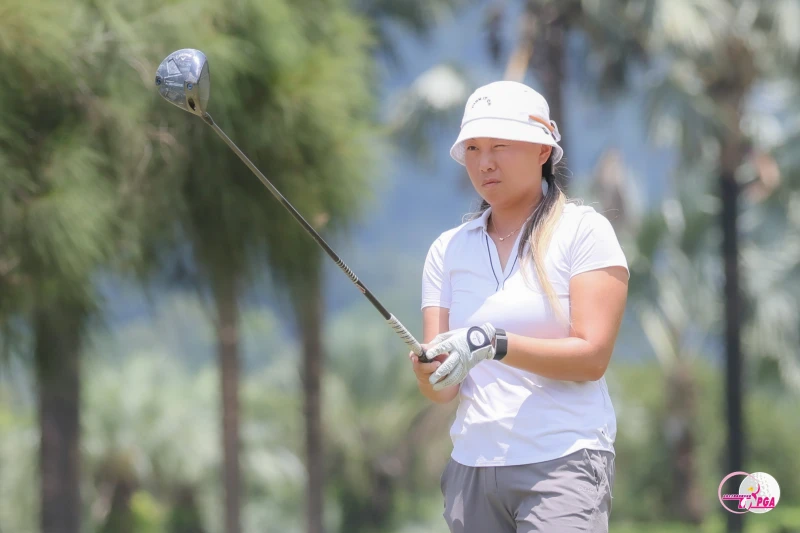 彭婕以兩回合總桿138桿-6衝上單獨領先。Tlpga／葉勇宏攝