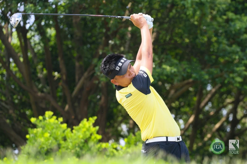 洪健堯以兩回合總桿135桿-9暫居第一。Tpga／林聖凱攝影