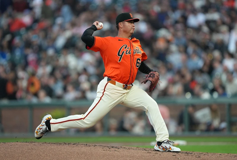 舊金山巨人明天選定台灣好手鄧愷威先發主投。法新社