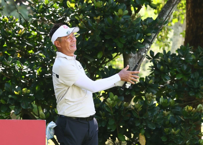 第一回合長春組連騼森63桿以-9暫列第一。鍾豐榮攝影