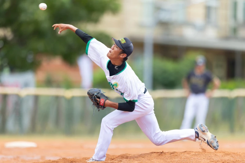 崑山科大簡子恩5局好投率隊奪勝。大會提供