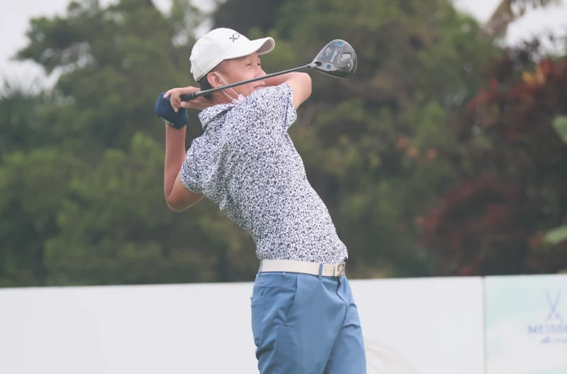 第一回合許孟男66桿以-6暫並列第二。鍾豐榮攝影