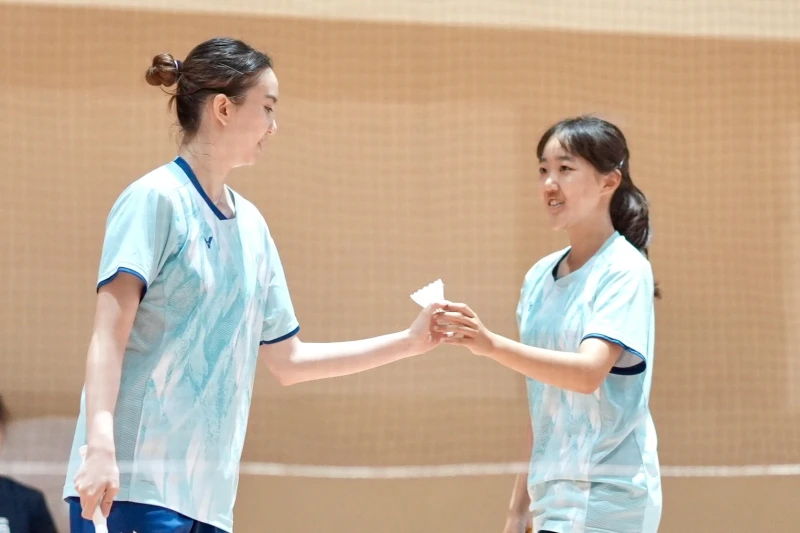 東華大學女雙吳毓馨（左）與羅孟婷。大專體總提供