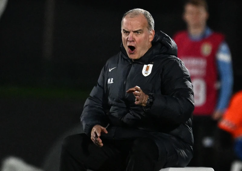 烏拉圭70歲主帥比爾薩（Marcelo Bielsa）率領第三支球隊晉級世界盃會內賽。法新社