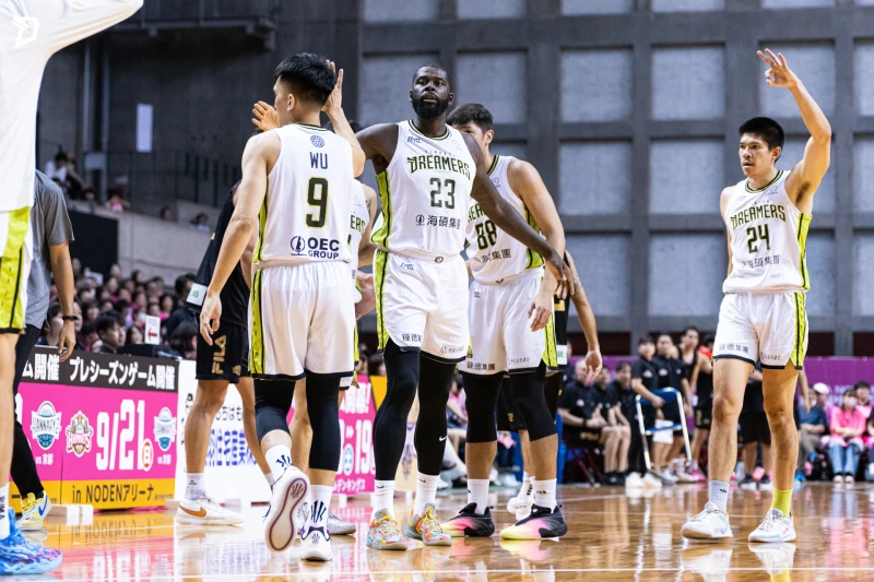 新夢想家日本亮相，雙位數比分差擊敗秋田。官方提供