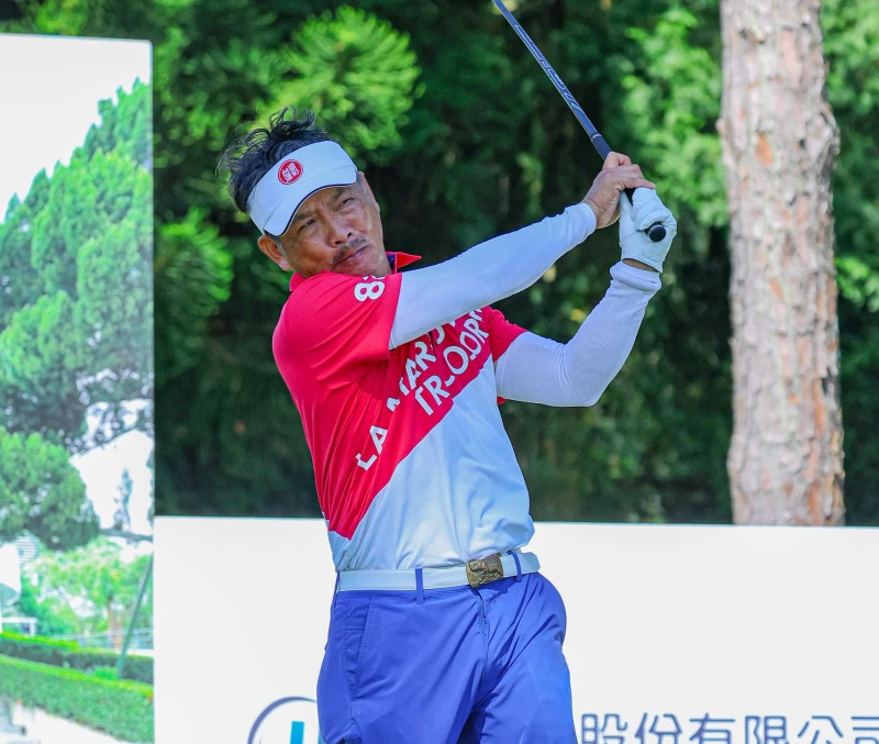 2025松柏嶺長春慈善賽第一回合 周宏男69桿-3暫並列第三。陳文欣攝影