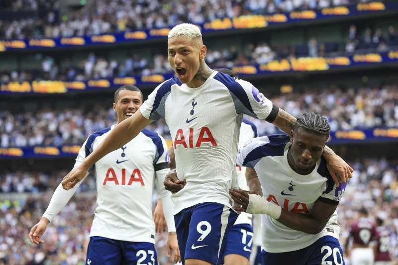 理查利森（Richarlison）在前線的跑動與射門找機會的能力不錯。法新社