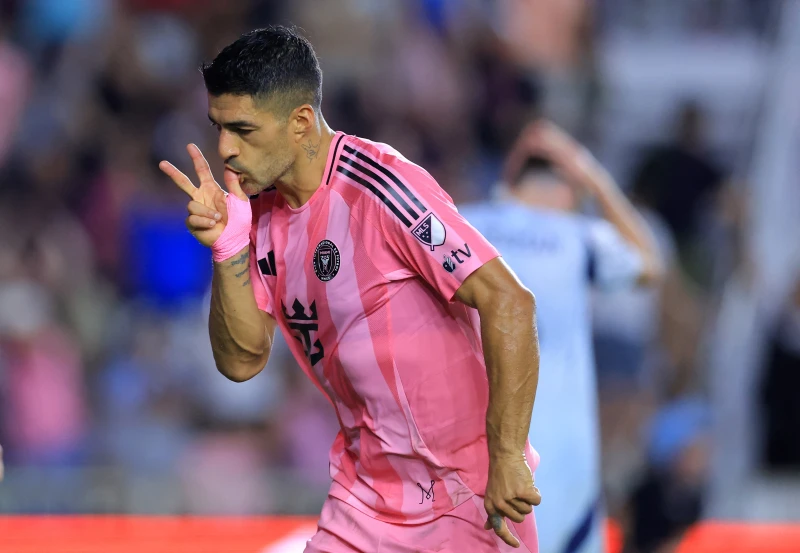烏拉圭前鋒蘇亞雷斯（Luis Suarez）獨中兩元仍無力回天。法新社