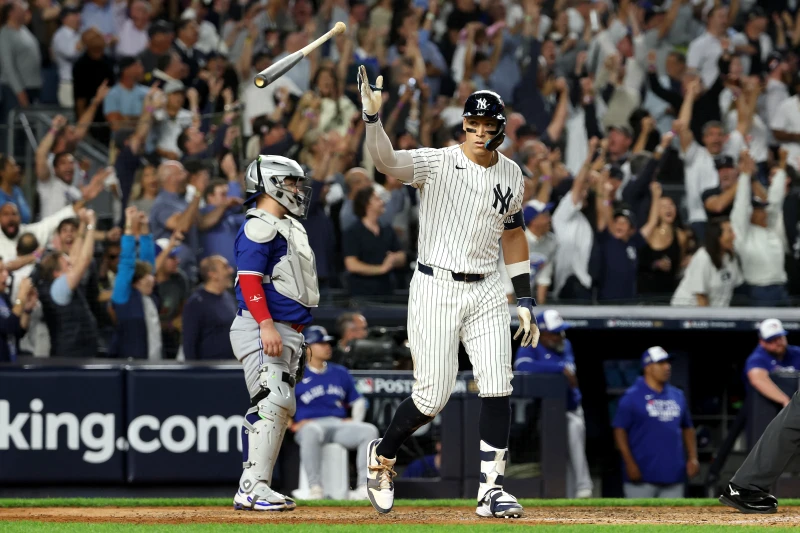 洋基「法官」賈吉（Aaron Judge）一記縮著手打的追平三分砲讓雙方氣勢此消彼漲。法新社