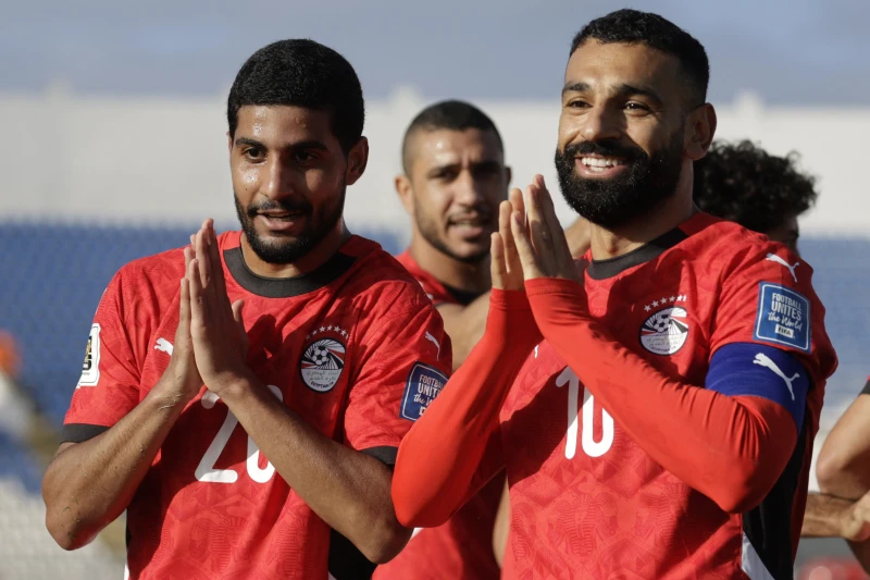 利物浦球星薩拉赫（Mohamed Salah，右）梅開二度助埃及取得世界盃門票。法新社