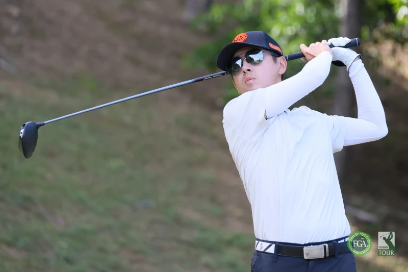 謝霆葳以兩回合總桿140桿-4拿下今年第二冠。Tpga／林聖凱攝影 