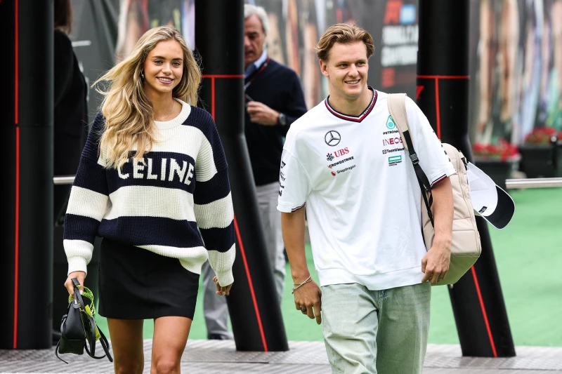 萊拉(左)前F1車手米克舒馬克(Mick Schumacher)交往近三年。法新社